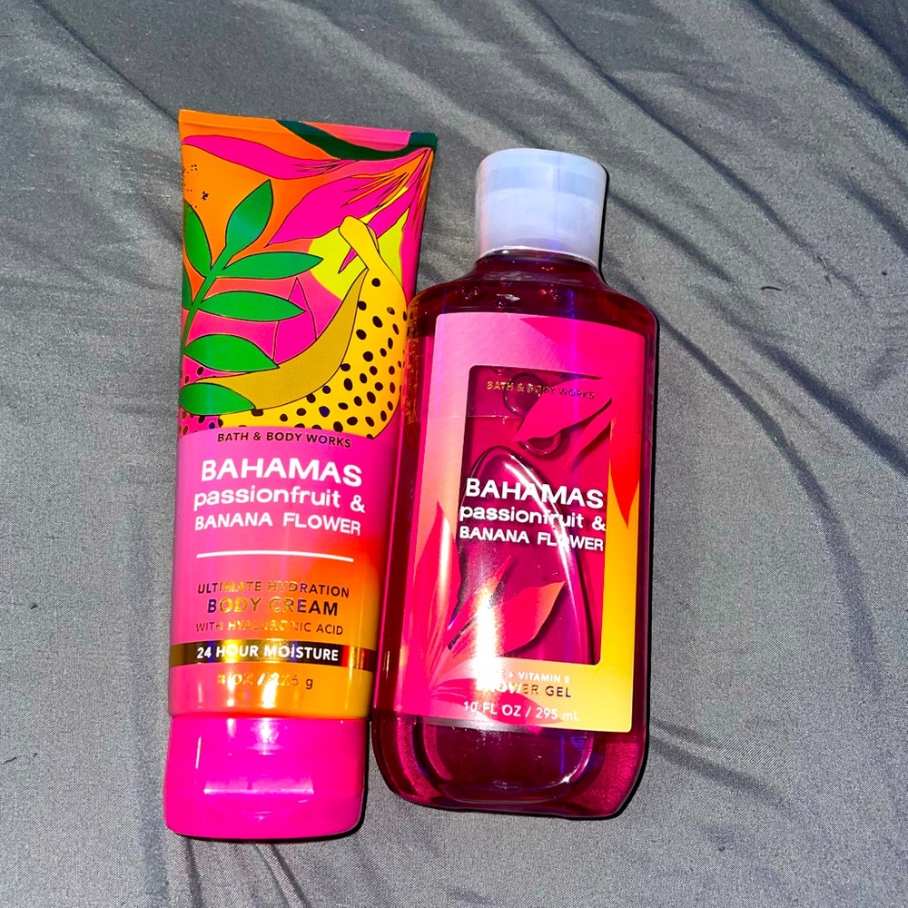 Brand New Bahamas B&BW Lotion and Shower Gel